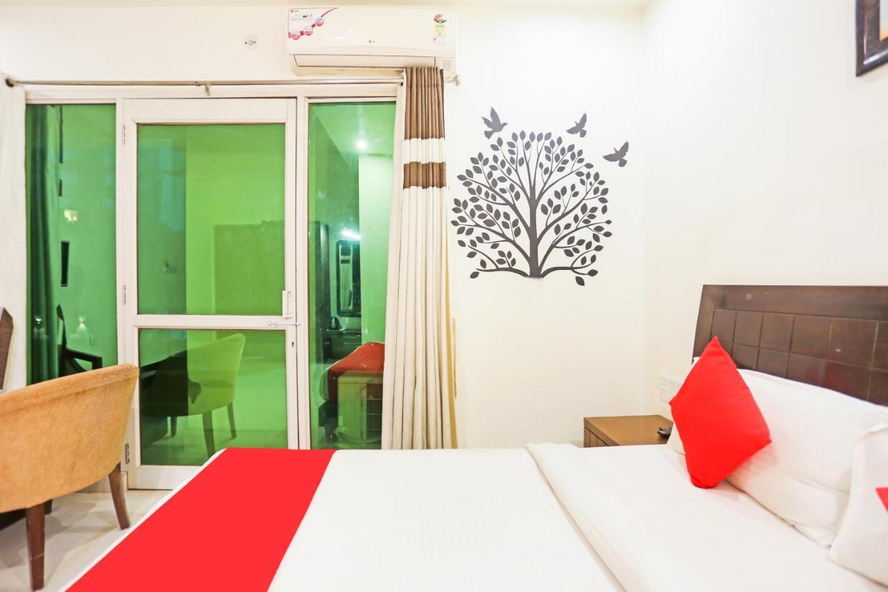 Hotel Zion Inn Варанаси Экстерьер фото
